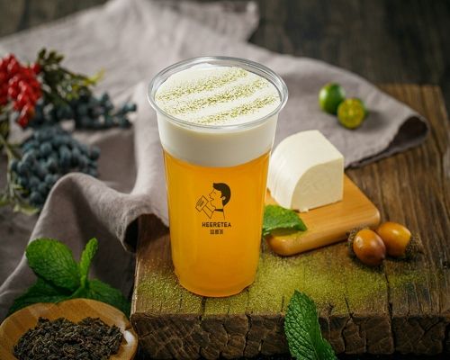 黄牛倒卖网红食品:面包加价百元 喜茶加价20元