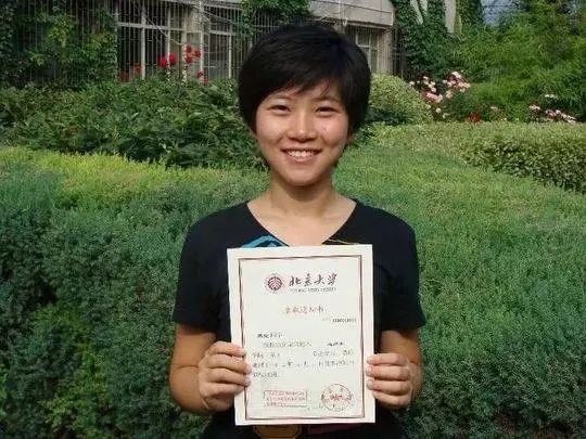 90后北大女学霸去打海盗,比《红海行动》里的女主角还要酷