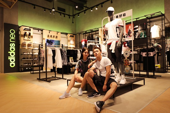 深圳首家阿迪达斯运动时尚品牌体验店入驻深业上城