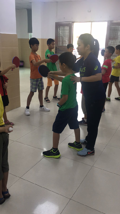 航城:钟屋社区青少年乒乓球培训班开课