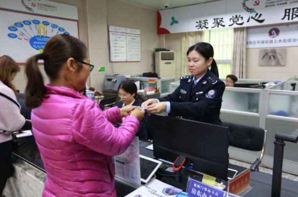 深圳龙岗8400栋出租屋装新视频门禁系统,10万房东租客尝鲜