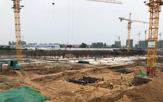 河南农民工在中建一局郑州项目工地受伤惹纠纷