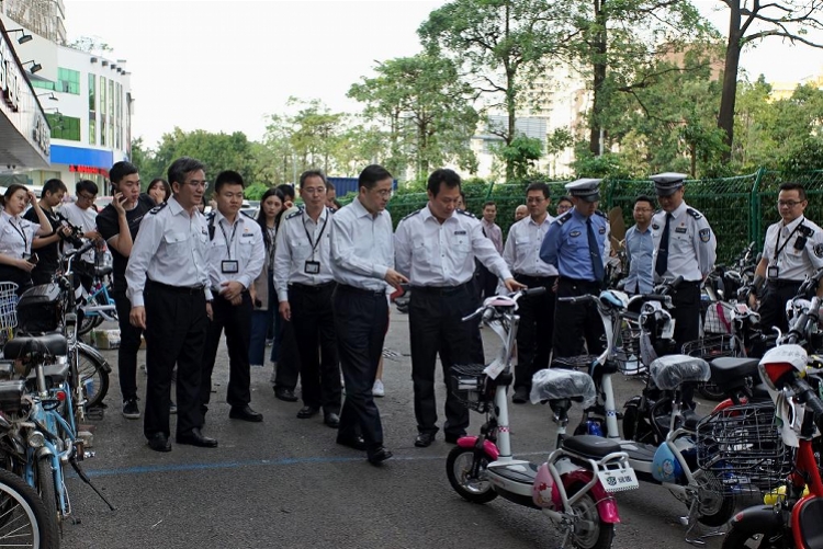 深圳千人上路联合整治电动车，行政拘留157人