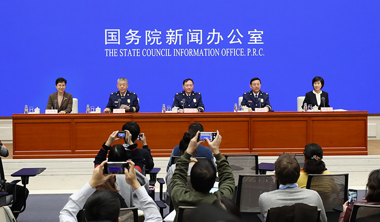 火焰蓝一周年 国家综合性消防救援队伍着眼全灾种大应急