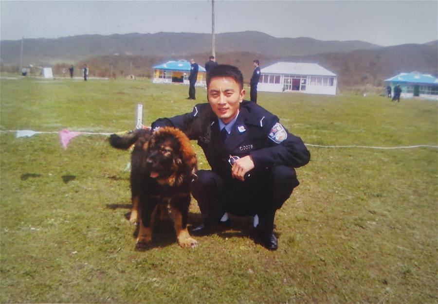 为了民族复兴英雄烈士谱蔡松松用生命托举生命