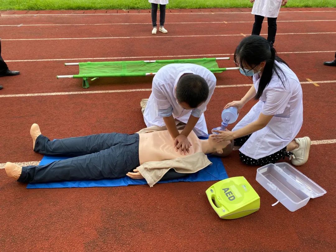 896cda01cc729d1e.jpg