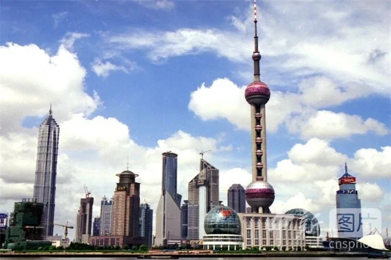 1991年,建设中的上海浦东经济开发区.中新社发 徐裕根 摄