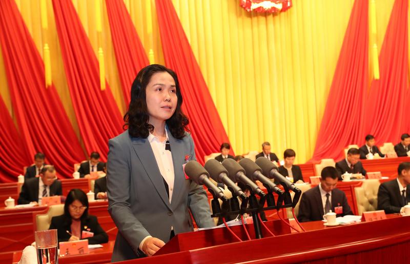 光明的flag!今年地区生产总值增长7.5%左右_深圳24小时_深新闻_奥一网