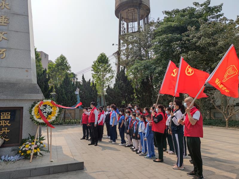 兴围烈士纪念碑图片