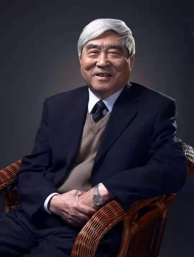 702cf40da5040f48.jpg