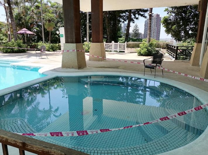 深圳一七岁男孩在泳池溺亡，酒店称摄像头故障