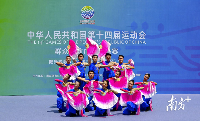 3  éè®¯å/åè®¿è æ·±å³å¸æåå¹¿çµææ¸¸ä½è²å± ä¾å¾