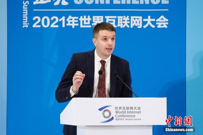 图为英国网红司徒建国出席论坛。 <a target='_blank' href='http://www.chinanews.com/'>中新社</a>记者 韩海丹 摄