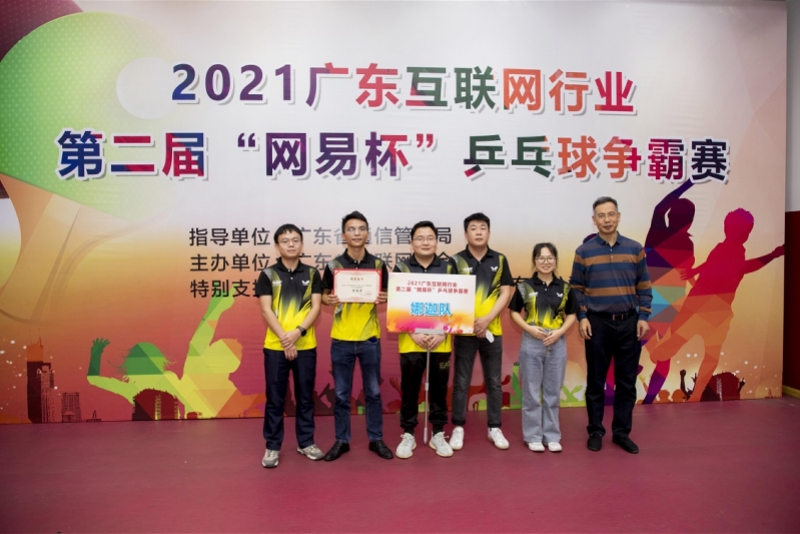 61b98126dcd7d.jpg