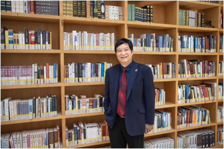 港中大（深圳）唐本忠教授被评为排名中国第一的化学家及中国第五的材料科学家