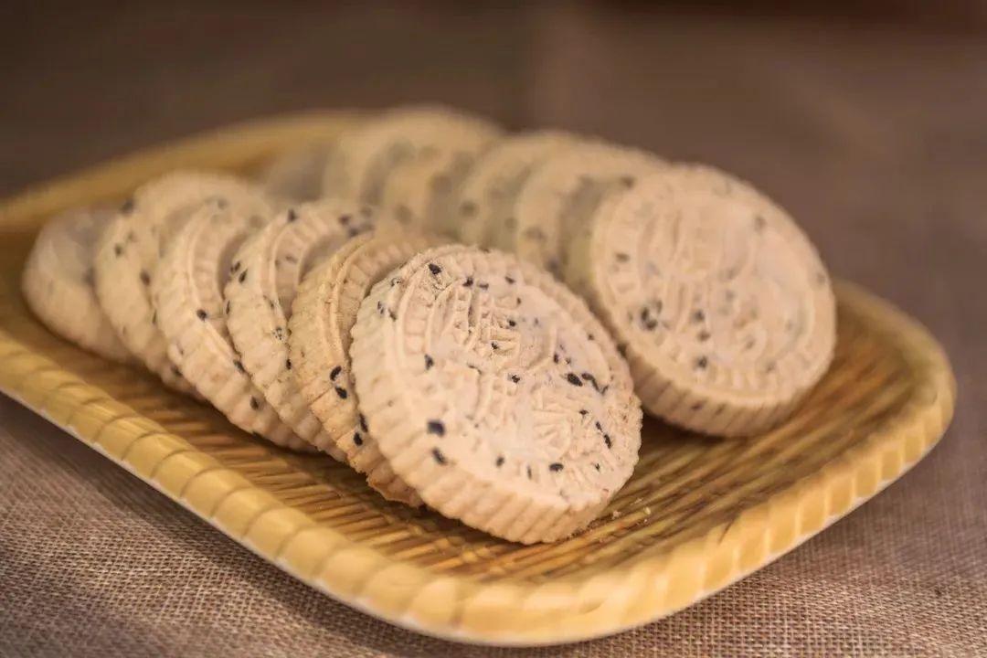 跟着非遗游大鹏:打米饼