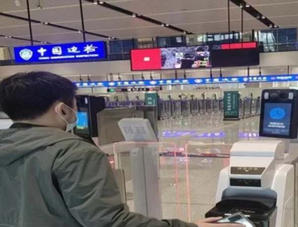 深圳海关关于旅客进出境通关指引