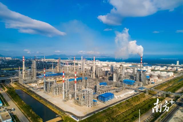 "大亚湾研发中心的建立,将为粤港澳大湾区科创中心建设和后续重大外资